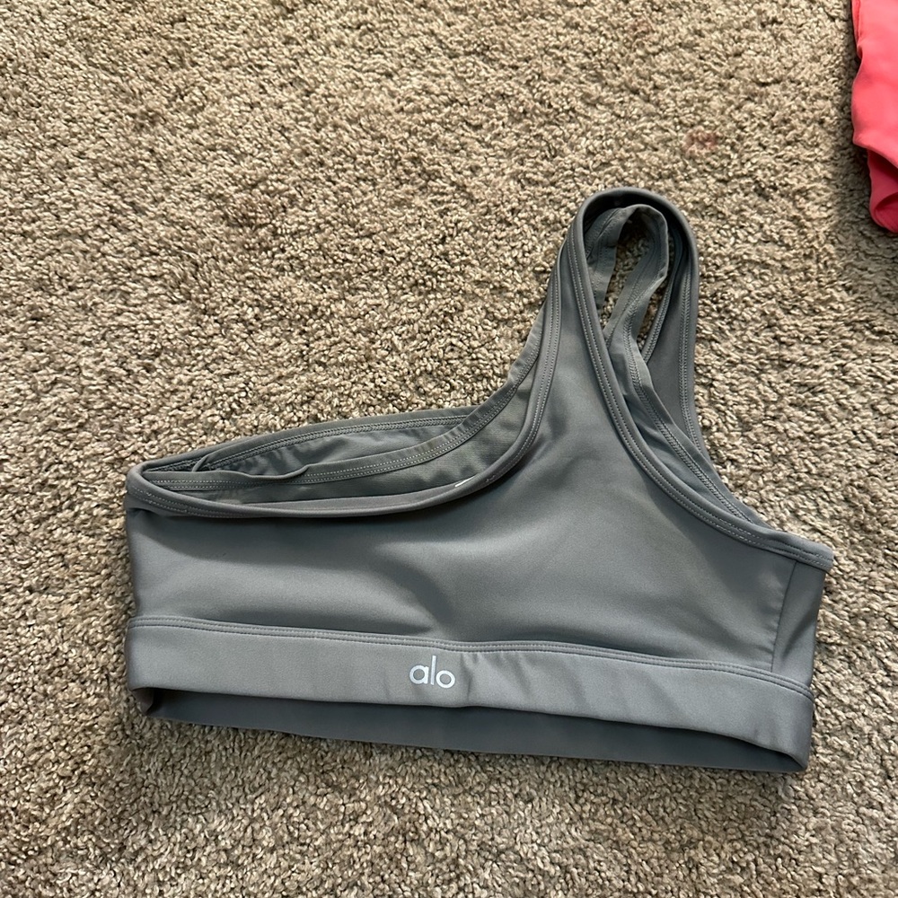 ALO Yoga Asymmetrical One-Shoulder sports bra Top — Gray